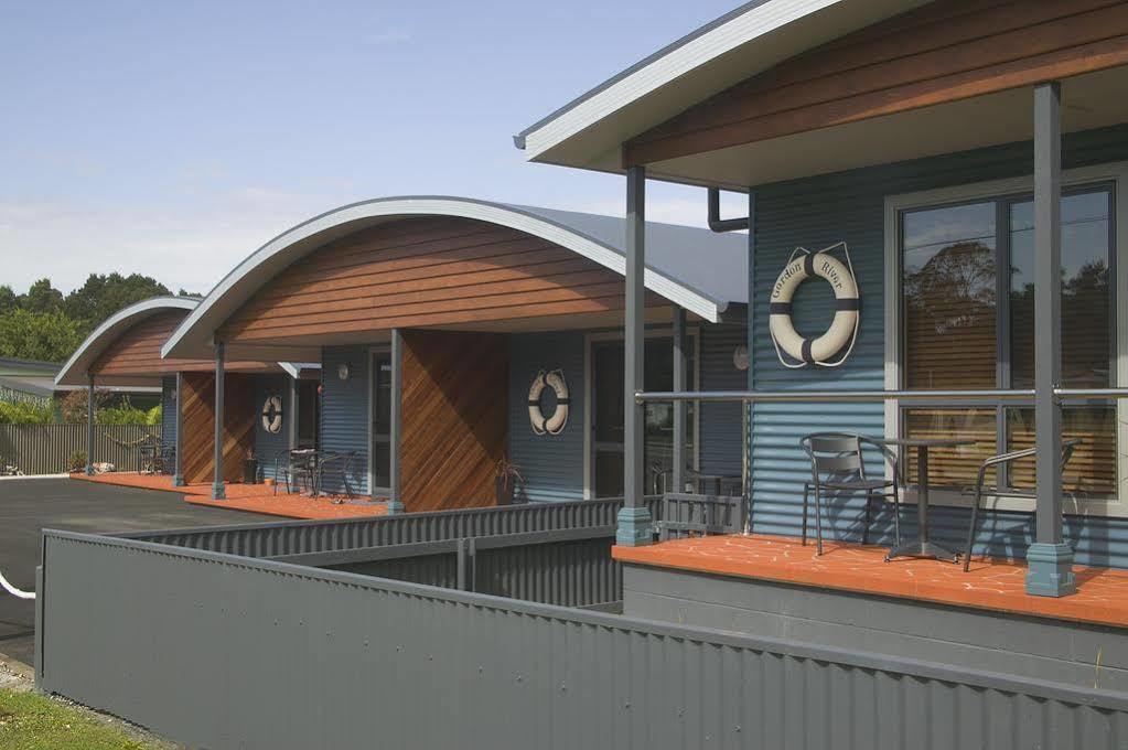 Strahan Bungalows Eksteriør bilde